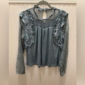 POL Beautiful Long Sleeve Ruffle Top.